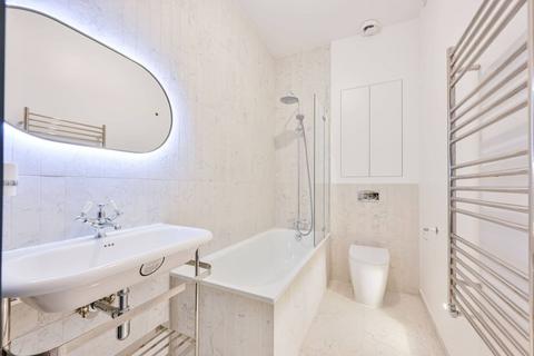 2 bedroom flat to rent, Blenheim Gardens, Willesden Green, London, NW2
