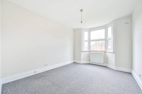 2 bedroom flat to rent, Blenheim Gardens, Willesden Green, London, NW2