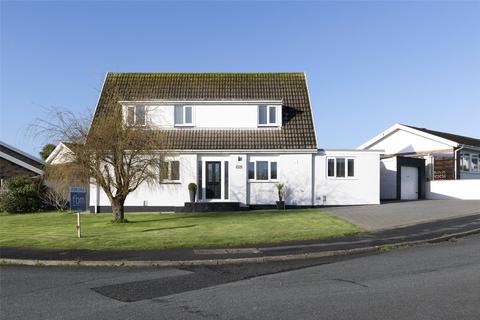 Caldy Way, Milford Haven, Sir Benfro, SA73