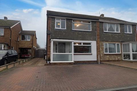 3 bedroom semi-detached house for sale, Great Clacton CO15
