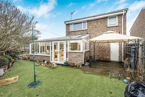 undefined, Burns Crescent, Bicester