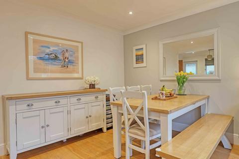 3 bedroom semi-detached house for sale, Kingsmead Road, High Wycombe, HP11