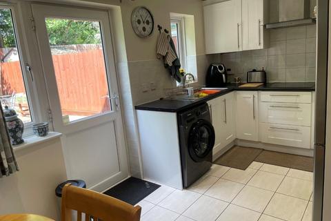 3 bedroom semi-detached house to rent, Brancaster Drive, Mill Hill, NW7