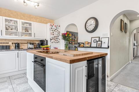 3 bedroom semi-detached house for sale, Newborough Road, Solihull B90