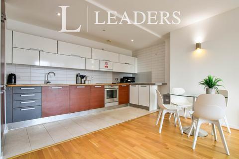 2 bedroom flat to rent, Skyline Central 2, 49 Goulden Street, Manchester, M4