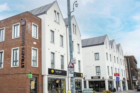 undefined, High Street, Surrey TW20