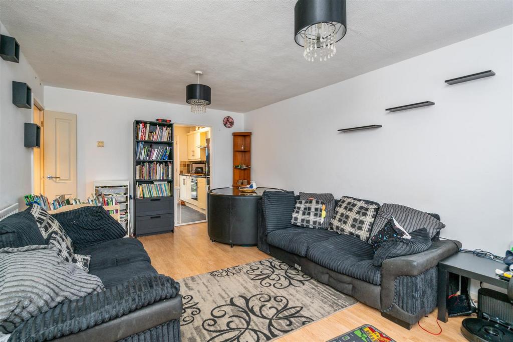 26 Merryfield Close 3.jpg
