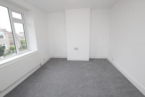 2 bedroom terraced house to rent, Gloucester Road, Bristol BS16