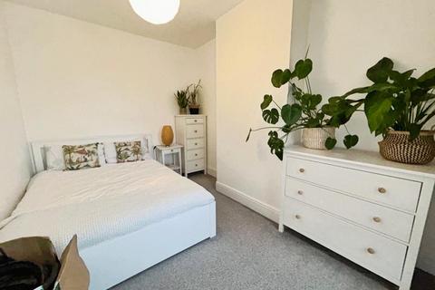 undefined, Gloucester Road, Bristol BS16