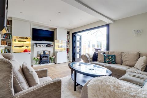 undefined, Bonchurch Avenue, Leigh-on-Sea SS9