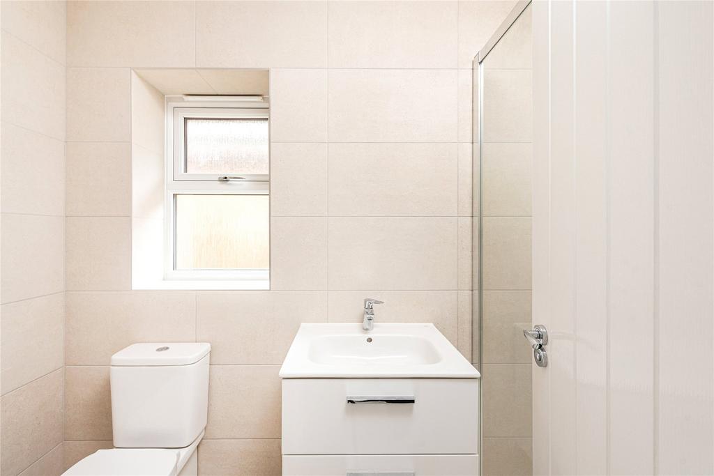 Bed Two En Suite