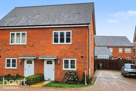 2 bedroom semi-detached house for sale, Magpie Place, Wymondham