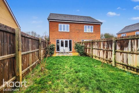 2 bedroom semi-detached house for sale, Magpie Place, Wymondham