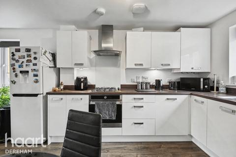 2 bedroom semi-detached house for sale, Magpie Place, Wymondham