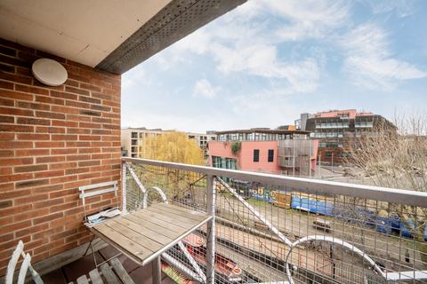 2 bedroom flat for sale, Nursery Lane, London, E2