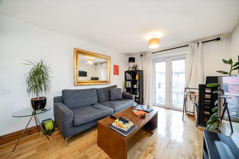 2 bedroom flat for sale, Amber Wharf, 3 Nursery Lane, London, E2