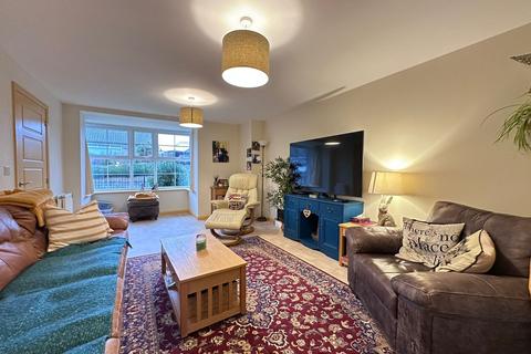 4 bedroom detached house for sale, West Garth, Cayton, YO11