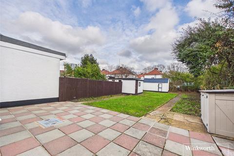 3 bedroom end of terrace house to rent, Seaton Road, Wembley HA0
