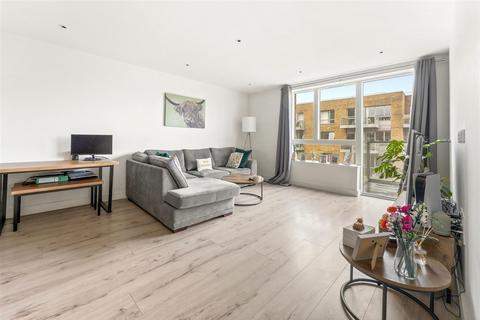 2 bedroom apartment for sale, High Street, London N8