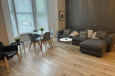 2 bedroom apartment to rent, Heaton Road, Newcastle Upon Tyne