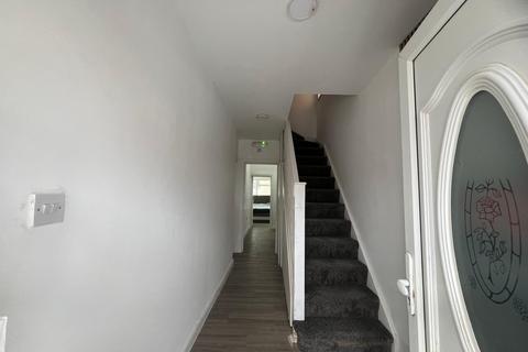 undefined, Staines Road, Hounslow TW4