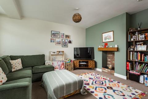 4 bedroom semi-detached house for sale, Collingwood Avenue, York