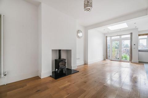 undefined, Hazelwood Lane, Palmers Green, N13