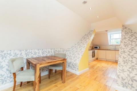 2 bedroom apartment for sale, High Street, Westerham TN16