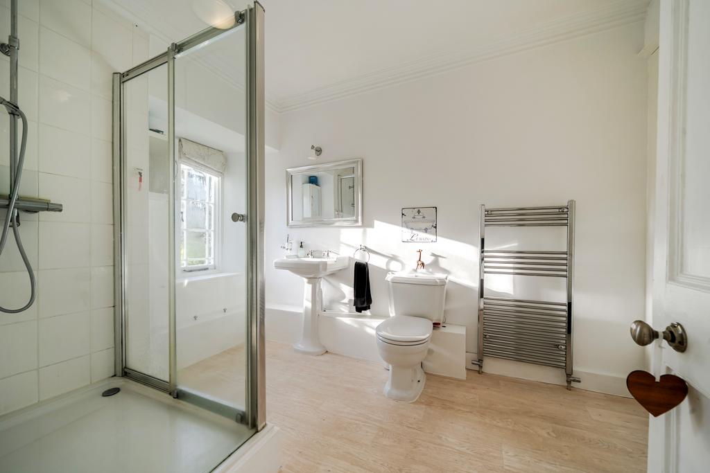 Ensuite Shower Room