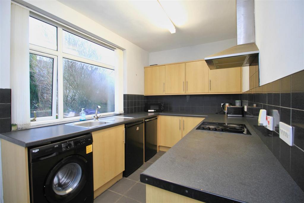 Kitchen..jpg