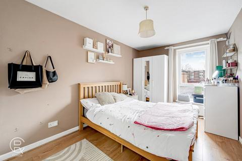2 bedroom flat for sale, Uxbridge Road, Hanwell, LONDON, W7