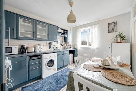 2 bedroom flat for sale, Uxbridge Road, Hanwell, LONDON, W7
