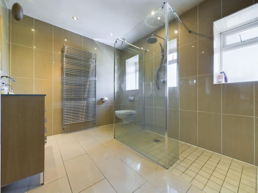 En-suite shower room
