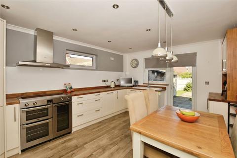 4 bedroom bungalow for sale, Kennington Road, Willesborough, Ashford, Kent, TN24