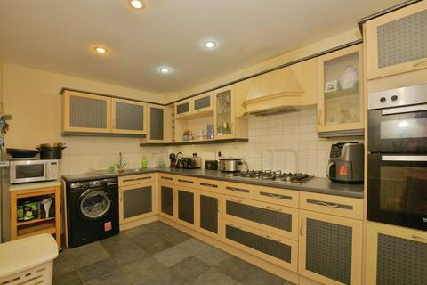 undefined, Hereford Close, Kennington, Ashford, Kent, TN24