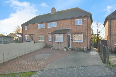2 bedroom semi-detached house for sale, Tennyson Road, Ashford, Kent, TN23