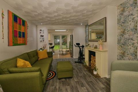 3 bedroom semi-detached house for sale, Harvey Road, Willesborough, Ashford, Kent, TN24