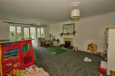 4 bedroom detached house for sale, Lucilla Avenue, Ashford, Kent, TN23