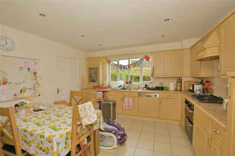 4 bedroom detached house for sale, Lucilla Avenue, Ashford, Kent, TN23