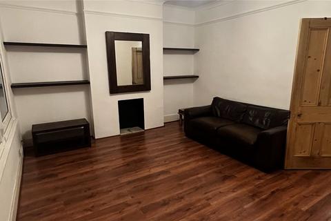 3 bedroom flat for sale, Lennard Road, London, SE20