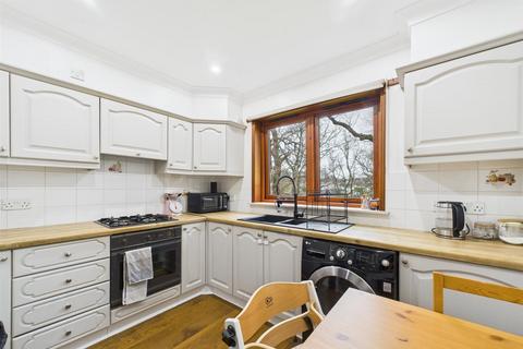undefined, Goshen Road, Scone PH2