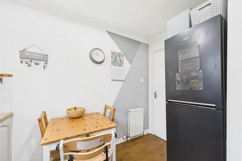 undefined, Goshen Road, Scone PH2