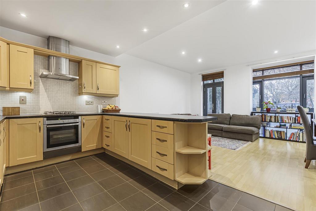 Kitchen/Reception