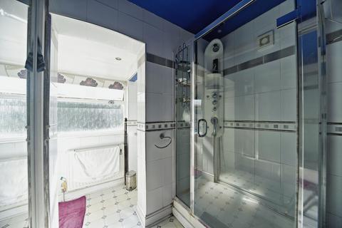 2 bedroom terraced house for sale, Laurier Road, Croydon, CR0