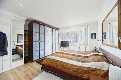 5 bedroom semi-detached house for sale, Court Drive, Croydon, CR0