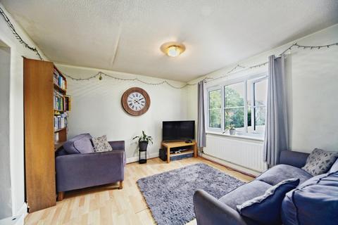 2 bedroom flat for sale, Outram Road, CROYDON, Surrey, CR0