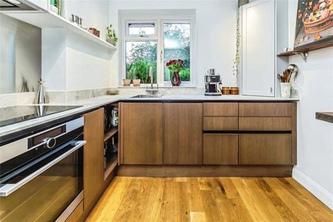 2 bedroom flat for sale, Valley Road, KENLEY, Surrey, CR8