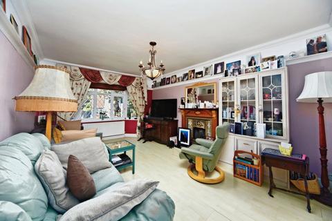 undefined, Hartland Way, Croydon, CR0