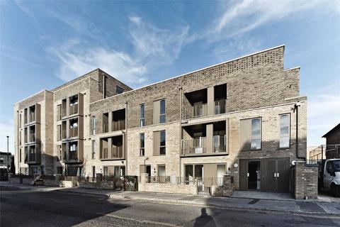 3 bedroom flat for sale, Portland Road, South Croydon, SE25