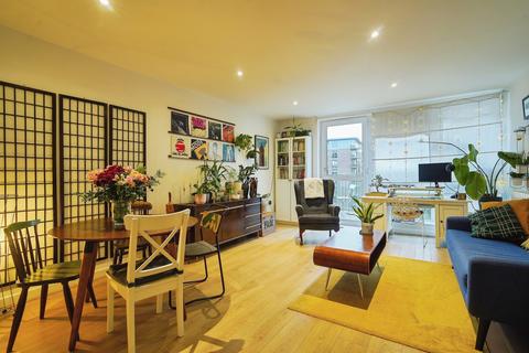 2 bedroom flat for sale, Ottley Drive, London, SE3